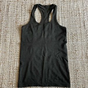 Lululemon Yoga Tank - Size 2